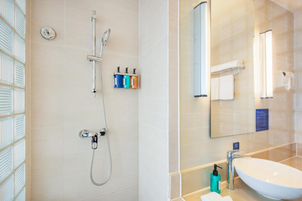 Holiday Inn Express Changzhou Centre By Ihg Екстер'єр фото
