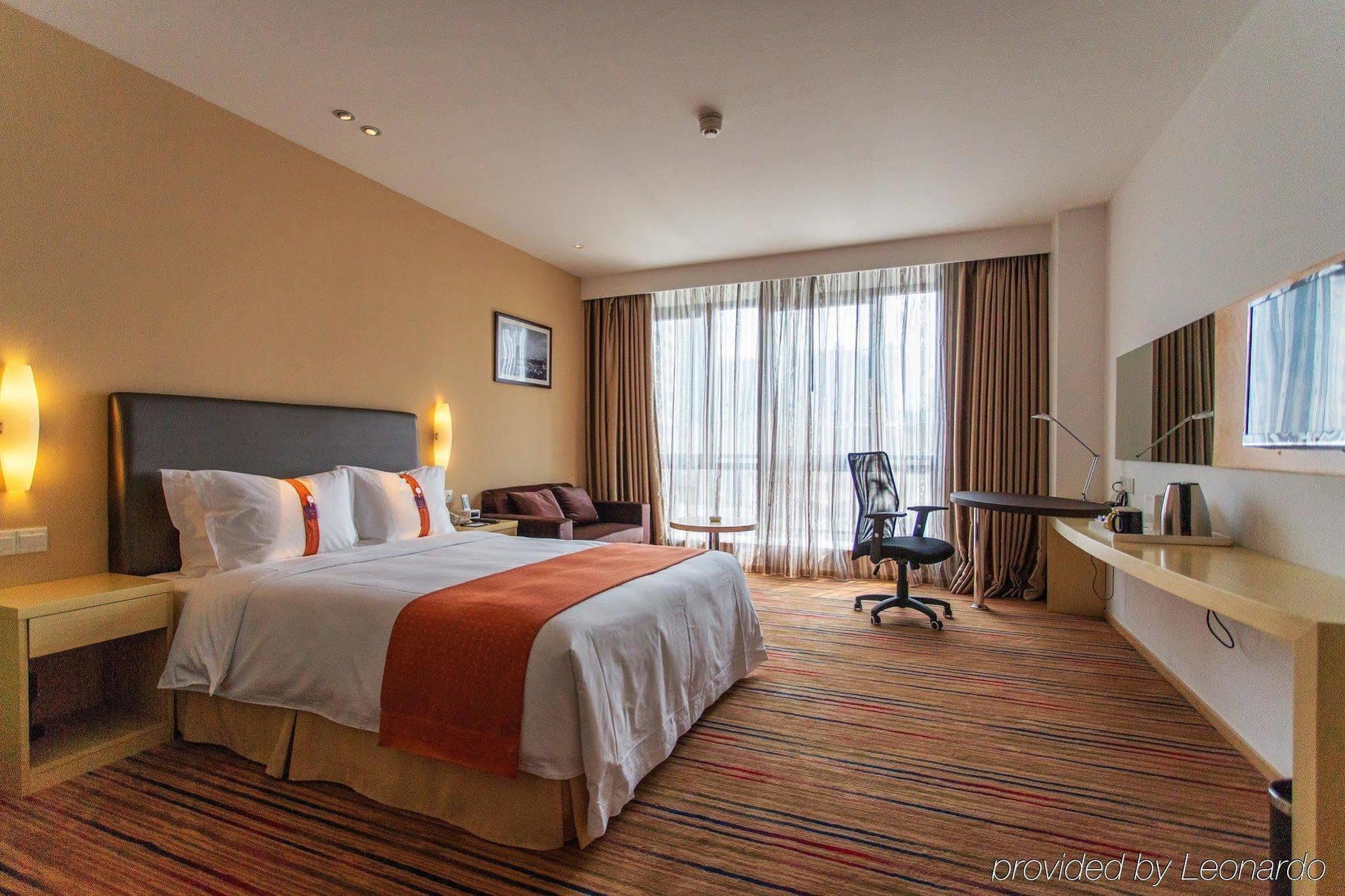 Holiday Inn Express Changzhou Centre By Ihg Екстер'єр фото